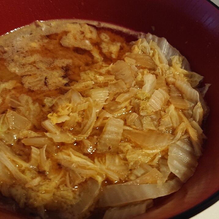 白菜セロリの味噌スープ
